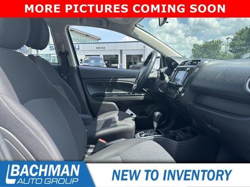 Pearl White 2018 Mitsubishi Mirage SE