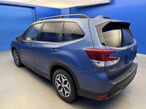 Horizon Blue Pearl 2021 Subaru Forester Premium