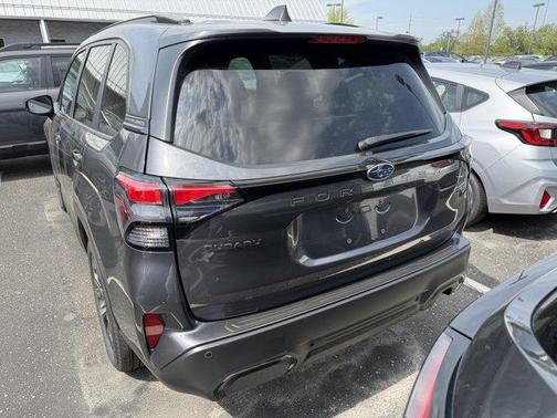 Magnetite Gray Metallic 2026 Subaru Forester Touring