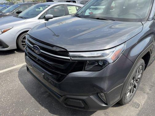 Magnetite Gray Metallic 2026 Subaru Forester Touring