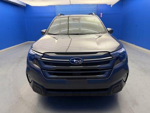 Magnetite Gray Metallic 2026 Subaru Forester Premium