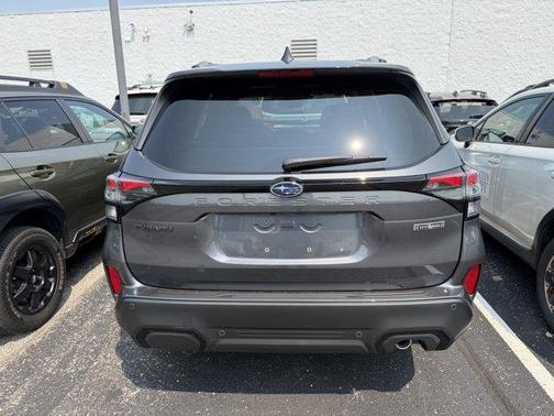 Magnetite Gray Metallic 2026 Subaru Forester Touring