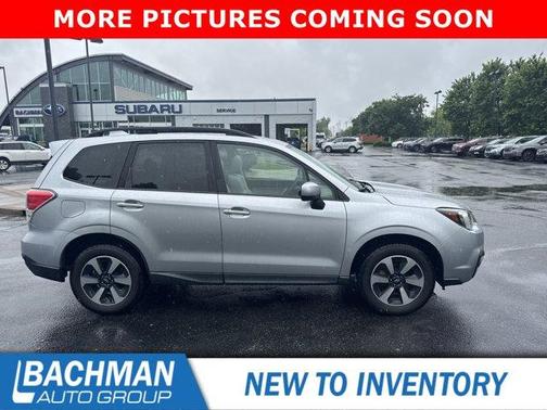 Ice Silver Metallic 2018 Subaru Forester 2.5i Premium