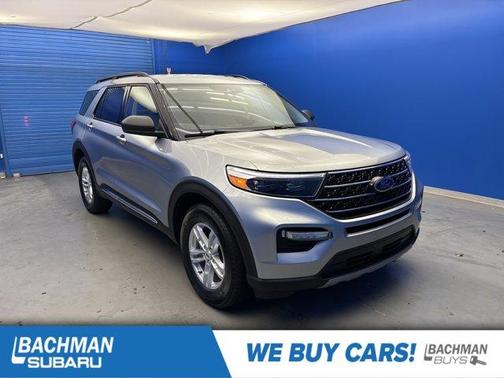 Iconic Silver Metallic 2020 Ford Explorer XLT