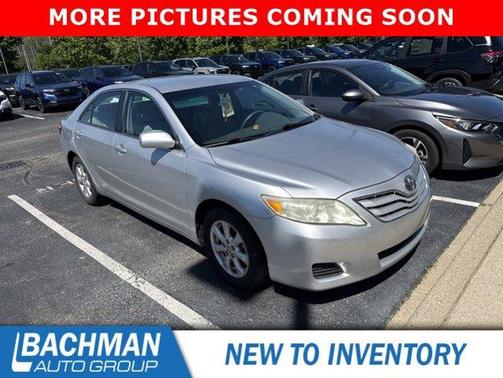 Classic Silver Metallic 2011 Toyota Camry LE