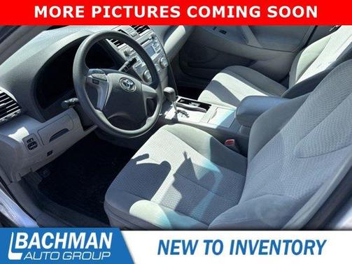 Classic Silver Metallic 2011 Toyota Camry LE