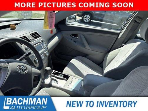 Classic Silver Metallic 2011 Toyota Camry LE