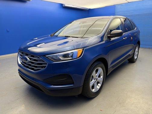 2020 Ford Edge SE
