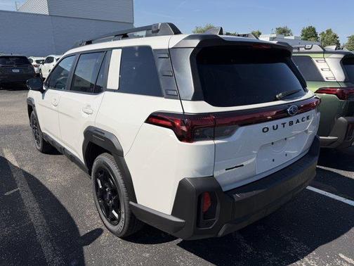 Crystal White Pearl 2026 Subaru Outback Limited