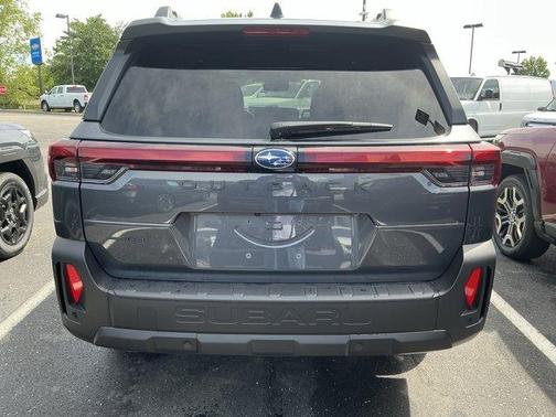 Magnetite Gray Metallic 2026 Subaru Outback Touring XT