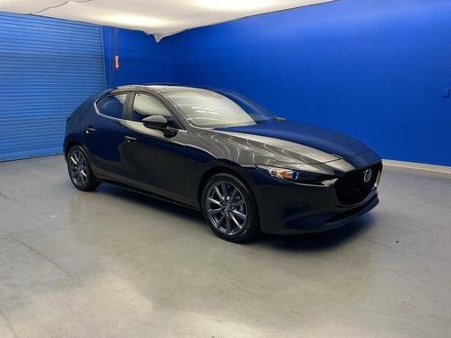 2023 Mazda Mazda3 FWD w/Preferred Package