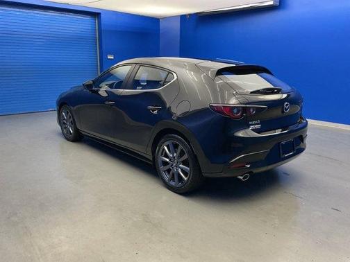 2023 Mazda Mazda3 FWD w/Preferred Package