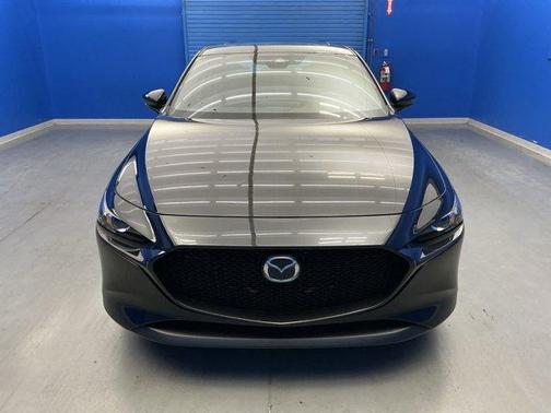 2023 Mazda Mazda3 FWD w/Preferred Package