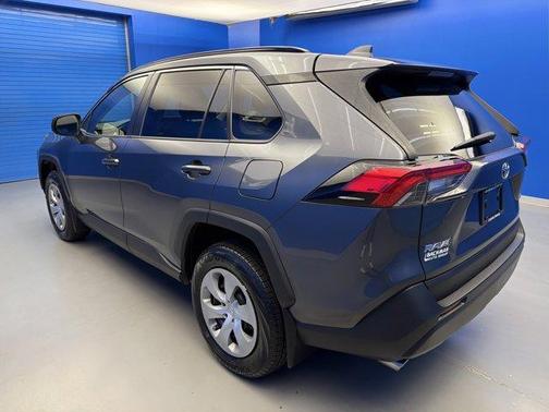 Magnetic Gray Metallic 2019 Toyota RAV4 LE