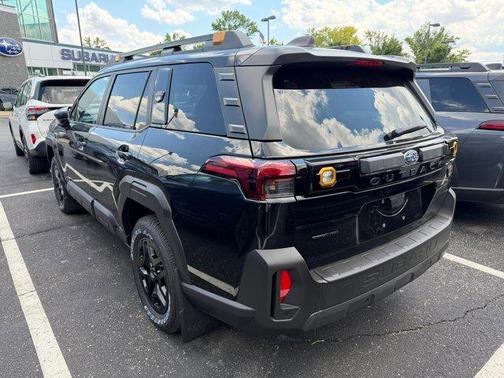 Crystal Black Silica 2026 Subaru Outback Wilderness