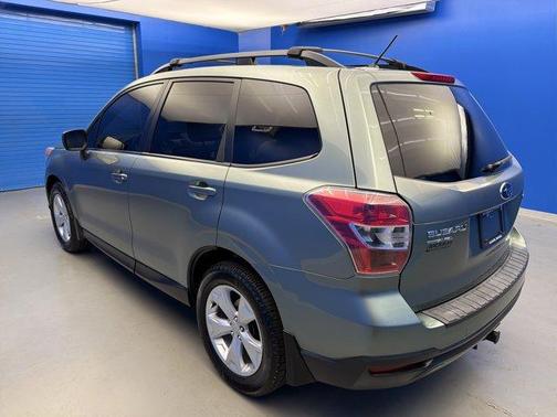 Jasmine Green Metallic 2014 Subaru Forester 2.5i Premium