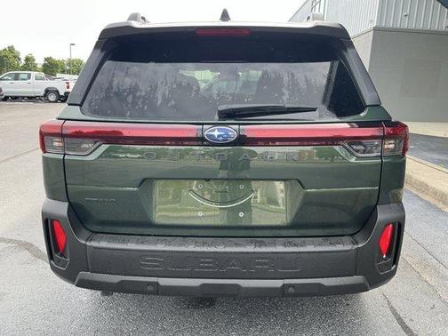 Deep Emerald Green 2026 Subaru Outback Premium