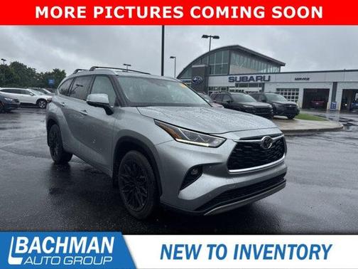 Celestial Silver Metallic 2023 Toyota Highlander Platinum