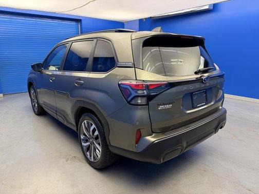 Autumn Green Metallic 2026 Subaru Forester Touring