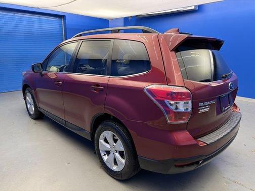 Venetian Red Pearl 2016 Subaru Forester 2.5i Limited
