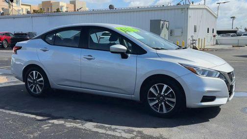 2022 Nissan Versa 1.6 SV