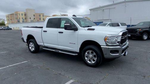 2023 RAM 2500 Big Horn Crew Cab 4x4 6'4' Box
