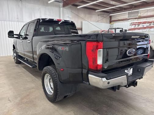 SHADOW BLACK 2017 Ford F-350 Lariat