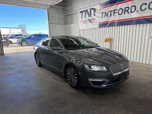 2017 Lincoln MKZ Premiere