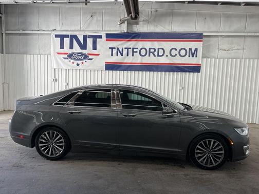 2017 Lincoln MKZ Premiere