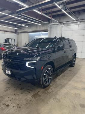 2024 Chevrolet Suburban RST