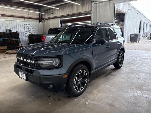 Azure Gray Metallic Tri-Coat 2025 Ford Bronco Sport Outer Banks