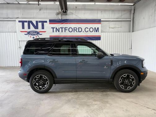 Azure Gray Metallic Tri-Coat 2025 Ford Bronco Sport Outer Banks