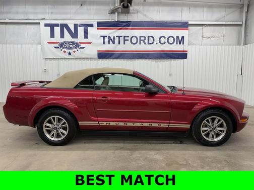 2005 Ford Mustang Deluxe