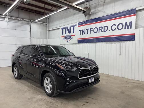 2023 Toyota Highlander LE