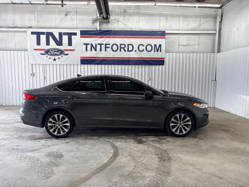 MAGNETIC METALLIC 2019 Ford Fusion SE
