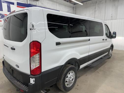 2026 Ford Transit-350 XL