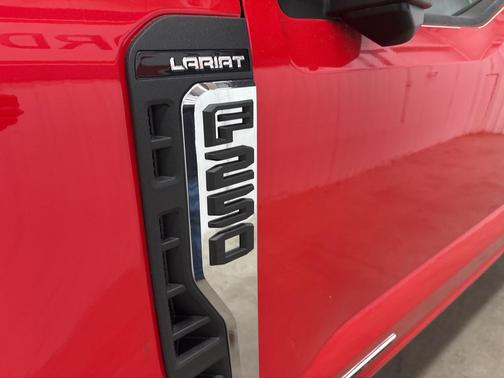 2026 Ford F-250 Lariat