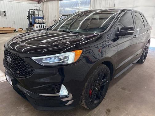 2019 Ford Edge ST