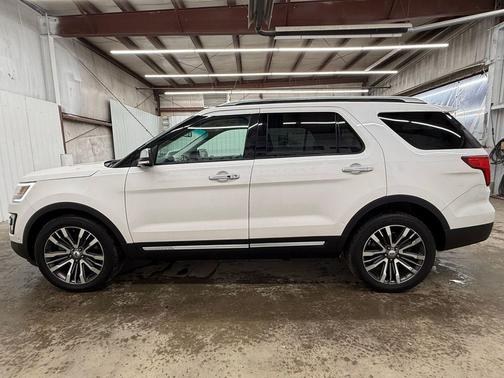 2016 Ford Explorer Platinum