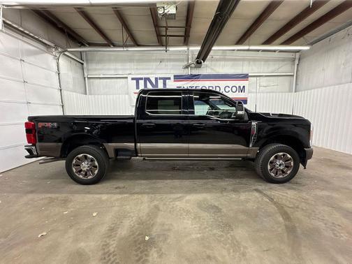 AGATE BLACK 2023 Ford F-250 King Ranch