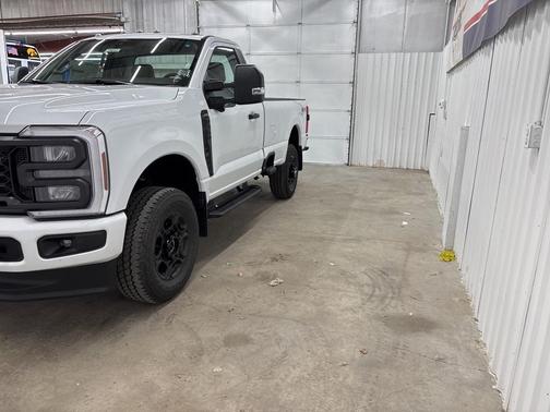 2025 Ford F-350 XL