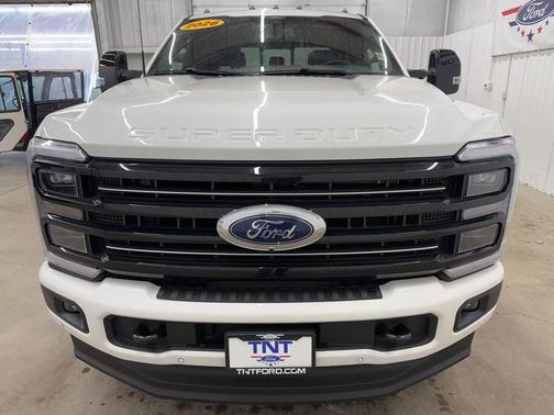 STAR WHITE 2026 Ford F-250 Platinum
