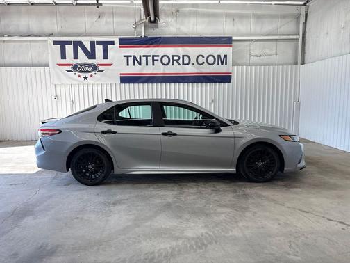 Celestial Silver Metallic 2020 Toyota Camry SE