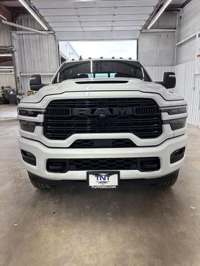 Bright White Clearcoat 2025 RAM 2500 Laramie Crew Cab 4x4 6'4' Box