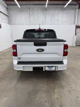 OXFORD WHITE 2025 Ford Maverick Lobo Standard