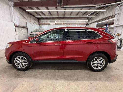 RAPID RED TINTED CC 2022 Ford Edge SEL
