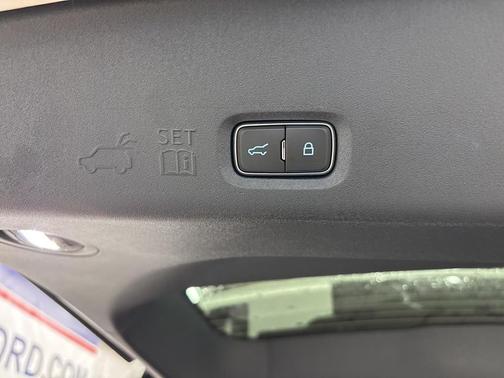 2025 Ford Expedition Max Active 4x4