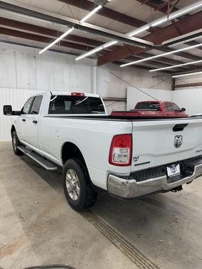 2023 RAM 2500 Big Horn Crew Cab 4x4 8' Box