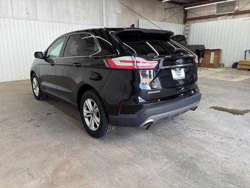 AGATE BLACK METALLIC 2019 Ford Edge SEL