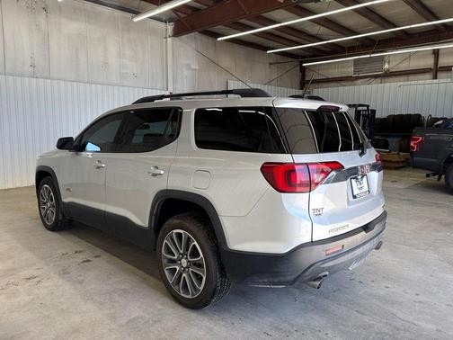 Quicksilver Metallic 2017 GMC Acadia SLT-1